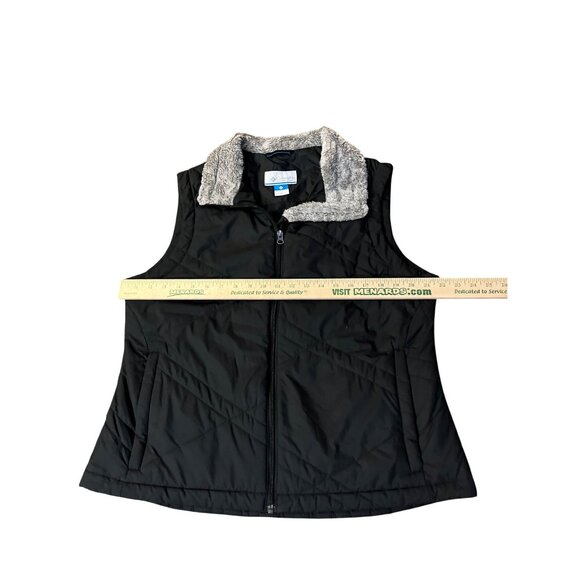 Columbia Vest Womens XL Used Black Quilted Faux Fur Collar Winter Fall - Picture 12 of 12